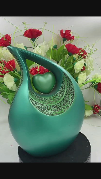 Green Teardrop Cremation Urn with Heart – Engraved Adult Urn for Human Ashes – Personalized Memorial & Funeral Keepsake Urn with Velvet Bag