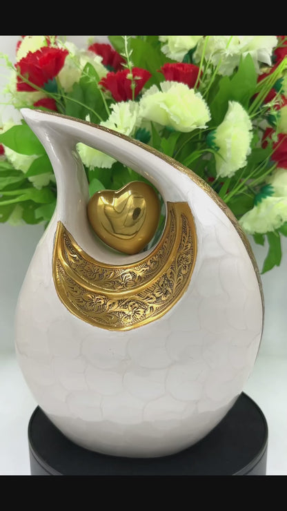 White Teardrop Cremation Urn with Gold Heart – Personalized Adult Urn – Hand-Engraved Memorial Urn – Velvet Bag Included